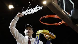 Why Frank Martin should be every aspiring football coach's favorite basketball coach (Featured)
