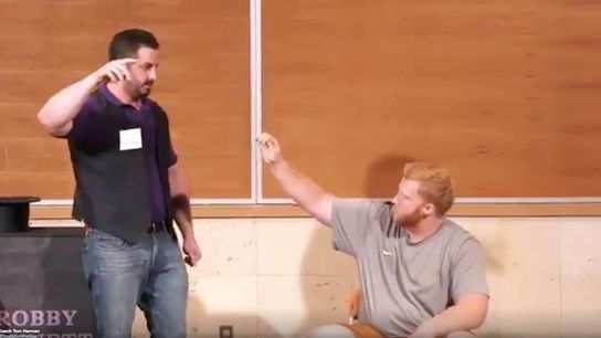 #ScholarshipAlert: Magician pulls a scholarship out of his hat at Texas (Featured)