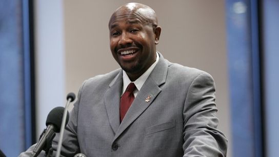 Virginia State hires former Eddie Robinson Award winner as head coach (Henry Frazier III)