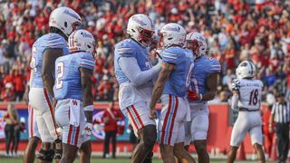 Houston plans to defy NFL's cease-and-desist demand, keep 'Luv Ya Blue' alternate uniforms (Houston Cougars Uniforms)
