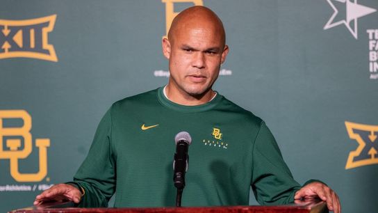 Baylor's Aranda asks, 'Wait, who?' when told coach is injured (Joe Wickline)