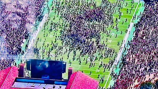 Deion Sanders: "I've never been a part of fans storming the field ... I love it!" (We Comin)