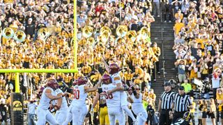 Iowa State fills offensive coordinator role from within (Nate Scheelhaase)