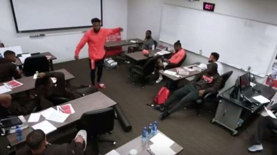 Video: Watch a Browns player challenge the team culture and call out teammates during meeting (Featured)