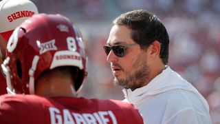 Jeff Lebby addresses bringing Art Briles on field in Oklahoma postgame (Art Briles)