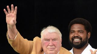 John Madden remembers the moment he knew nothing about football (Vince Lombardi)