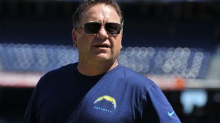 UConn adds NFL coaching veteran to staff (John Pagano)