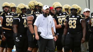 Sources: Former Wofford coach, Pitt assistant joining Butch Jones' Arkansas State staff (pitt)