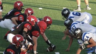 Video: High school defender pulls off the impossible on kneel down play (Featured)