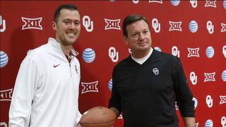 Bob Stoops is retiring at Oklahoma (Featured)
