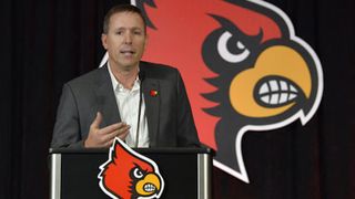 Sources: Scott Satterfield moving to hire wide receivers coach, complete first staff (Featured)
