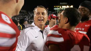 Mike Sanford, Sr., once again coaching in Las Vegas (Mike Sanford)
