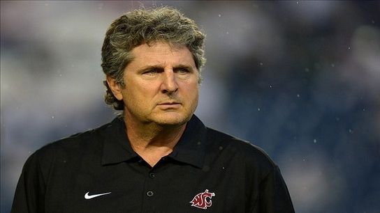 Mike Leach has some brutally honest thoughts on the NCAA's decision to ban satellite camps (Featured)