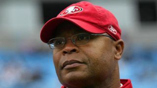 Source: Mike Singletary to be head coach at Dallas-area private HS (thxsfb)