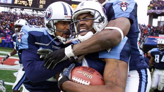 Videos: The best lateral plays in football history (video)