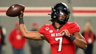 NC State starting quarterback gives up job to preserve redshirt (MJ Morris)