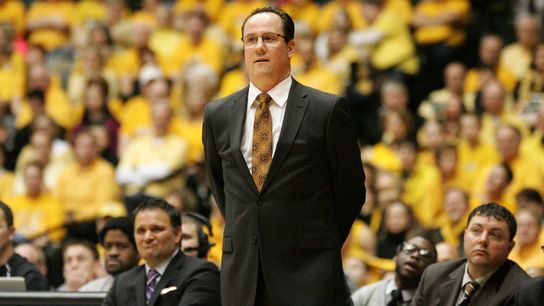 Alleged player mistreatment forces would-be Hall of Fame coach out of job (gregg marshall)