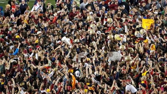 California Governor: I don't anticipate stadiums full of fans in my state in September