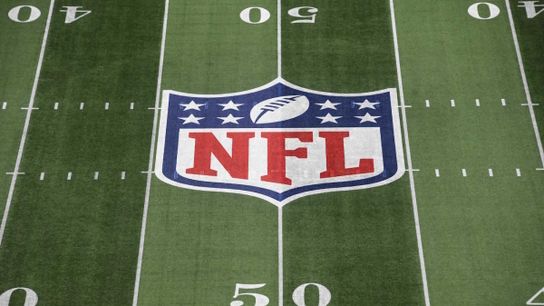 Report: NFL to consider offering draft picks for hiring minority head coaches, GMs (Featured)