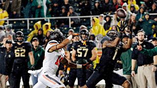 Art Briles explains why he allows his receivers to take plays off: "Why make a dog chase an imaginary bone?" (Baylor)