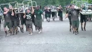 Video: Navy Seal training at 5am? Ohio is loving it (navy seals)