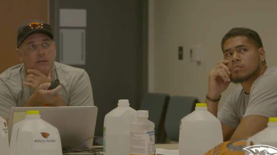 Video: Experience a day of training camp in the shoes of an Oregon State player (Oregon State)