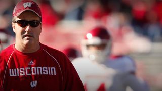 Want to give your players a new perspective? Have them meet with coaches on the other side of the ball (Featured)