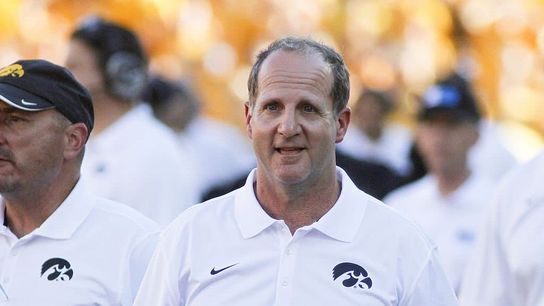 Iowa's Phil Parker: "The game has really changed and it's going to come pretty soon to flag football" (Featured)