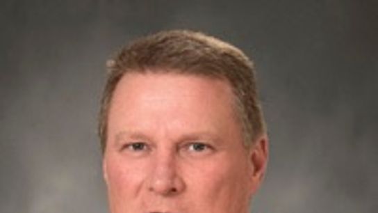 FCS shocker: On heels of historic playoff run, ETSU's Randy Sanders stepping down