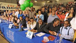 Recruits come out in favor of December signing period, reject June proposal (Featured)