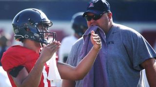 Arizona coordinator put his hair on the line for a game, and players gave him an interesting haircut (Arizona)