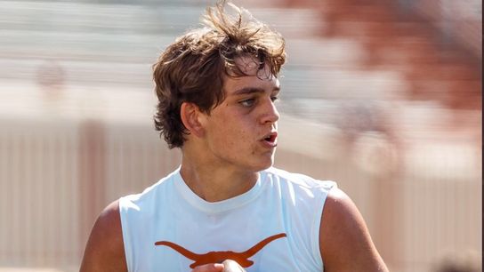 Arch Manning commits to Texas (recruiting)