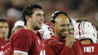 David Shaw shares the #1 thing Bill Walsh taught him to look for in a quarterback (Featured)