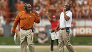 Charlie Strong to take over defensive coordinator duties at Texas (Featured)