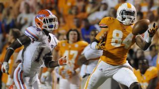Tennessee WRs coach Zach Azzanni explains one trait that really good wide receivers and their coaches share (Tennessee)