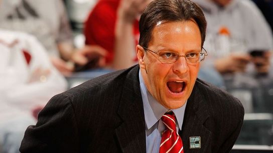 Indiana MBB coach Tom Crean went to the Notre Dame football clinic for a very specific reason (Featured)