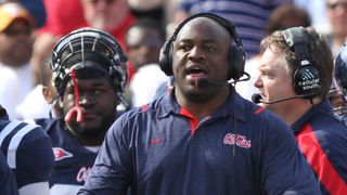 UTSA places defensive coordinator on administrative leave (jess loepp)