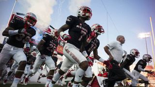 Source: UNLV will enter the season with a new offensive coordinator (Garin Justice)