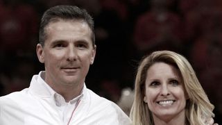 10 Signs That You've Found the Ideal Coach's Wife (Featured)