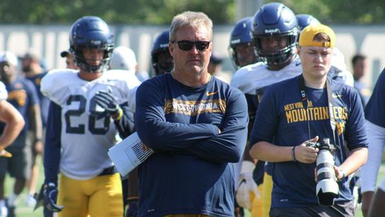 Sources: Vic Koenning joining Mark Hudspeth's staff (Mark Hudspeth)