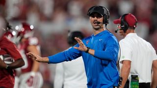West Virginia set to hire defensive coordinator Zac Alley away from Oklahoma (zac alley)