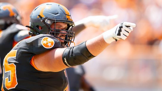 Sources: LSU adding former Tennessee OL to offensive staff (Featured)